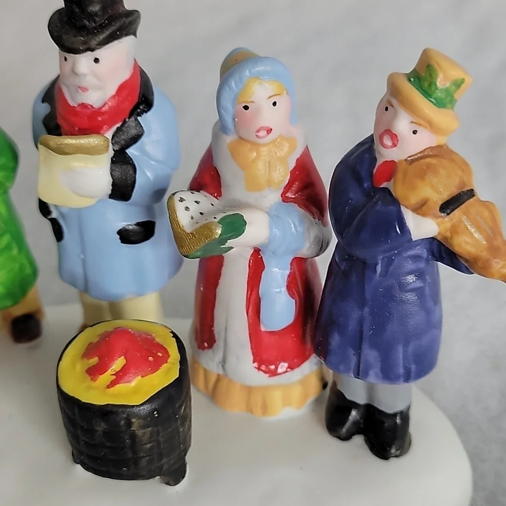 1994 Lemax Dickensvale Porcelain Carolling Quartet Figurines